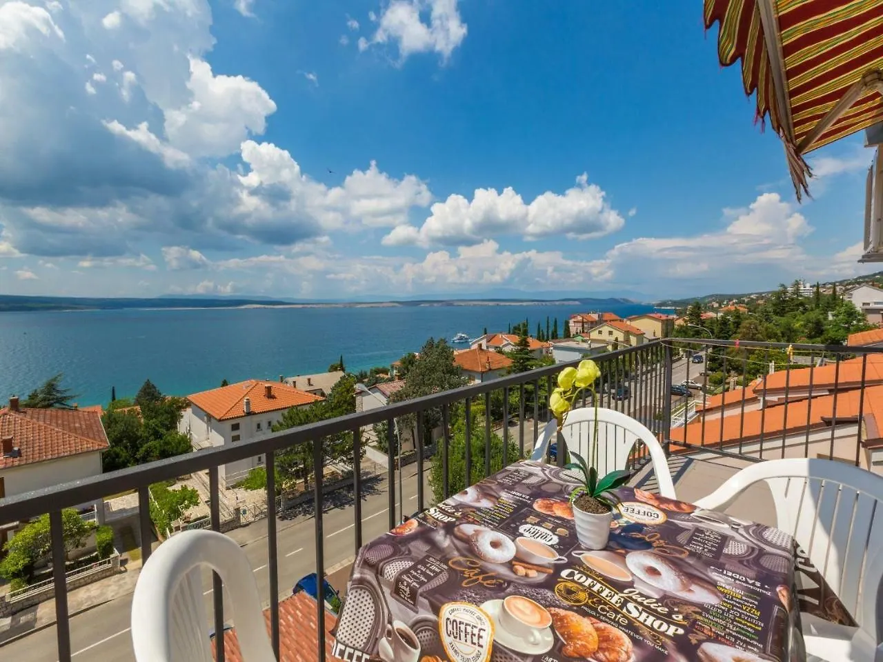 Apartment Julija 5 Crikvenica 0*,